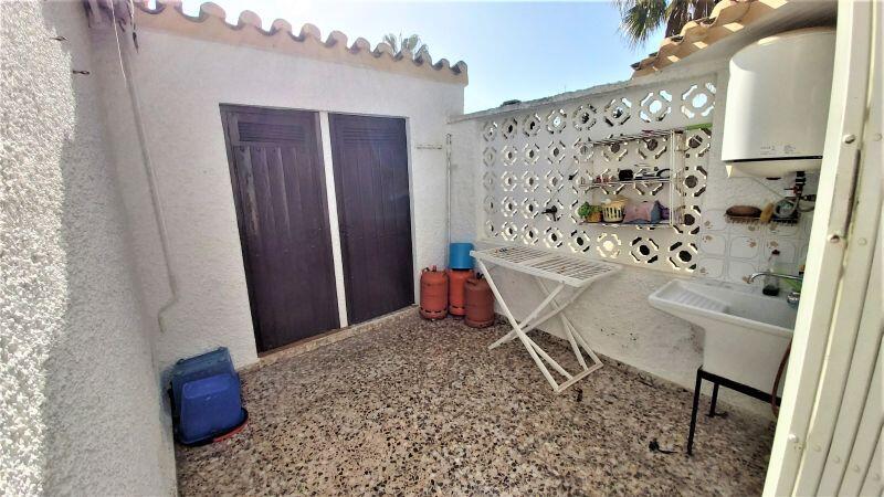 4 Cuarto Villa en venta