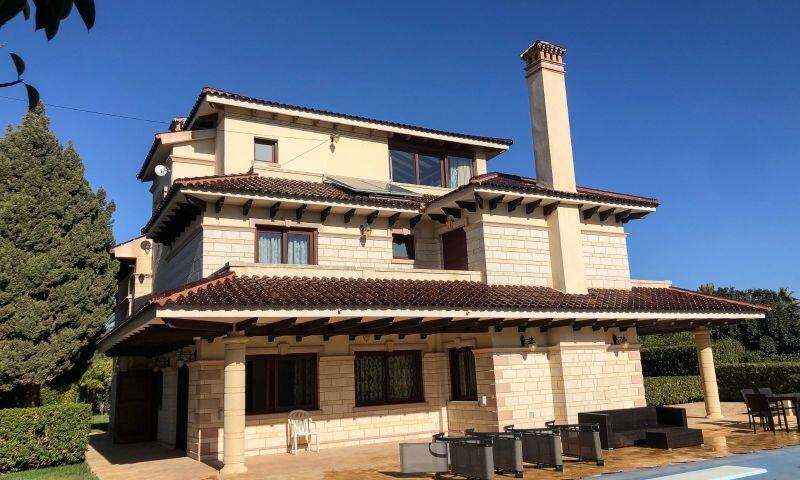 5 Cuarto Villa en venta