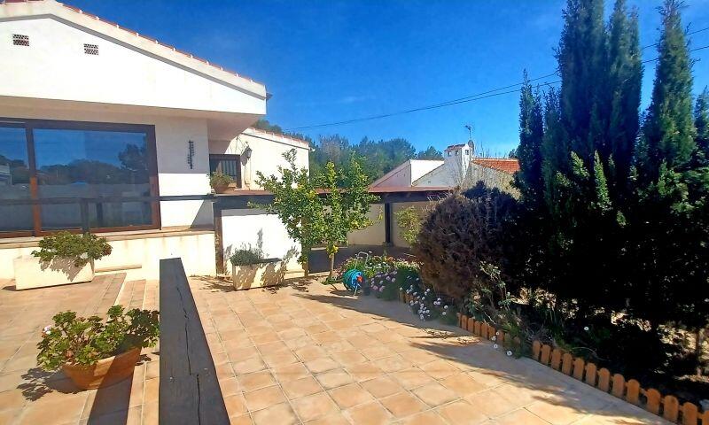 4 Cuarto Villa en venta