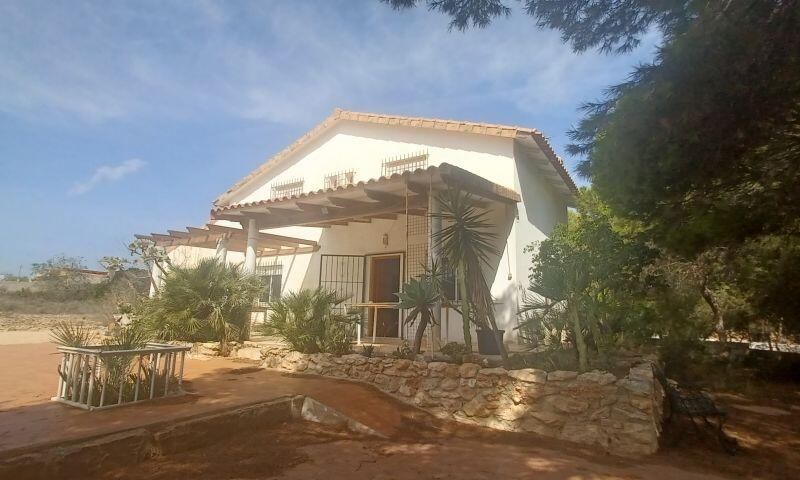 3 Cuarto Villa en venta