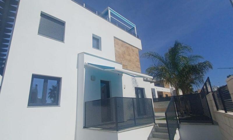 3 Cuarto Villa en venta