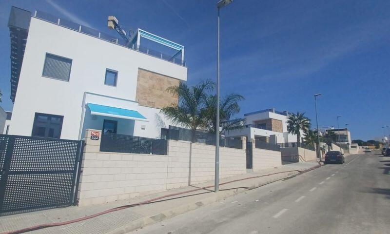 3 Cuarto Villa en venta