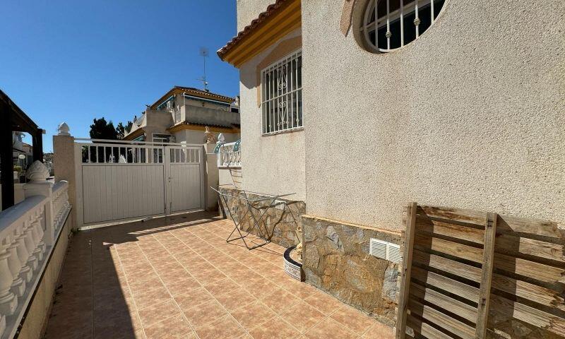 3 Cuarto Villa en venta