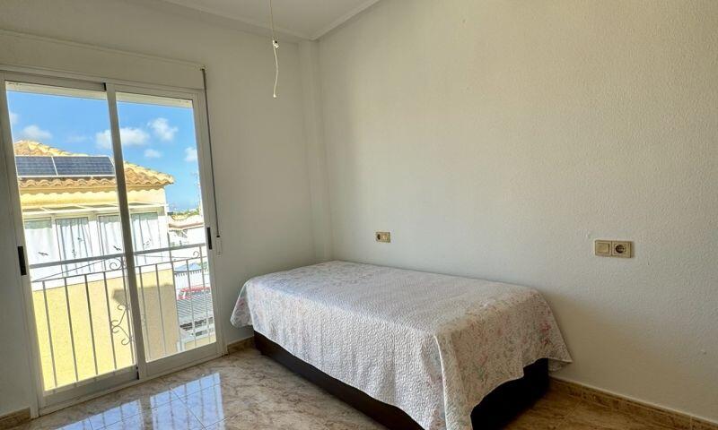 4 Cuarto Adosado en venta