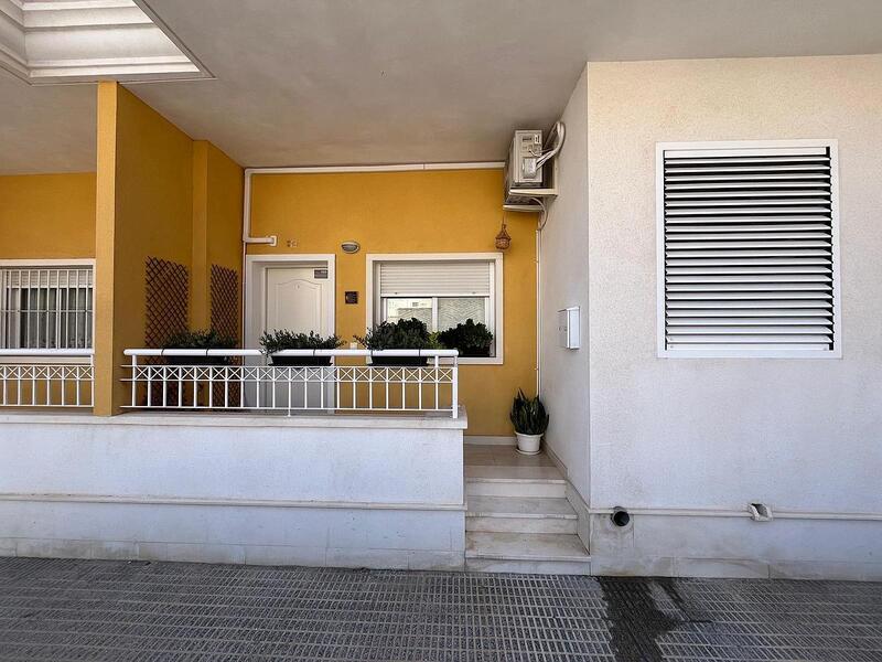 Appartement zu verkaufen in Almoradí, Alicante