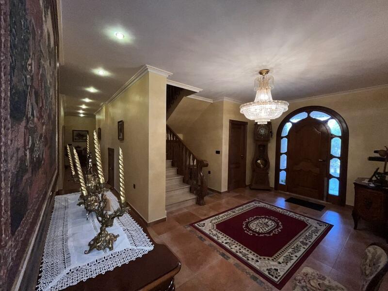 7 chambre Villa à vendre