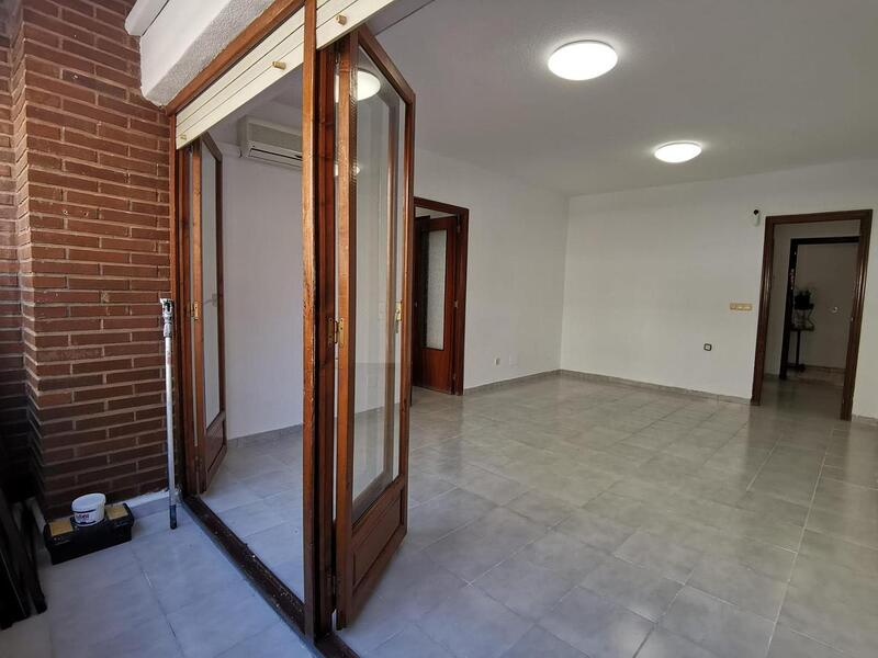 2 slaapkamer Appartement Te koop