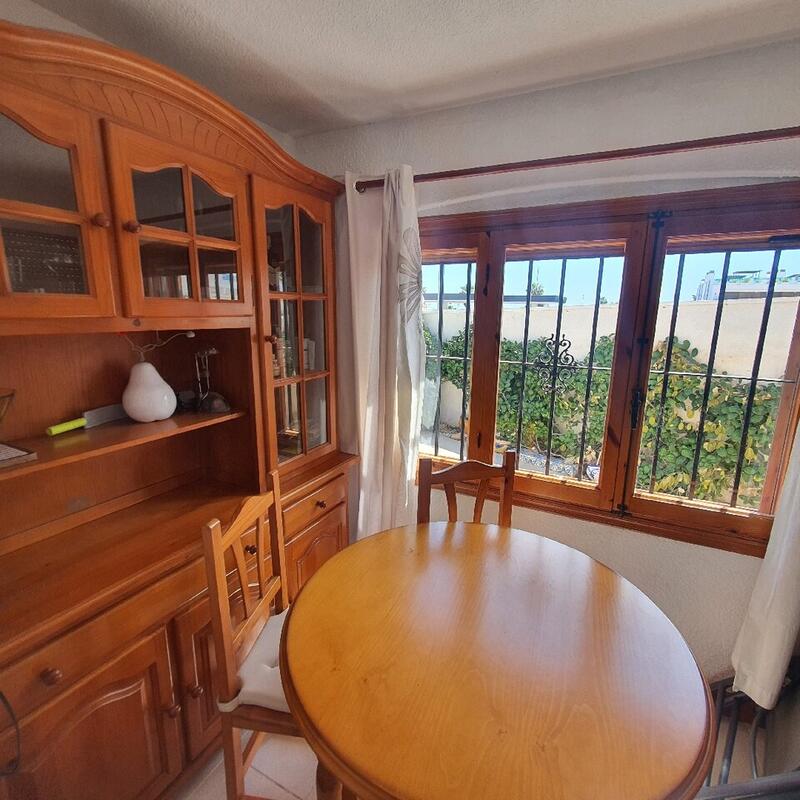 2 Cuarto Villa en venta