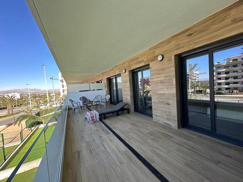 Appartement zu verkaufen in Los Arenales del Sol, Alicante