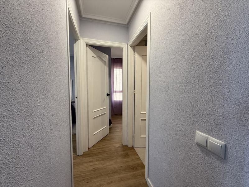 2 slaapkamer Appartement Te koop