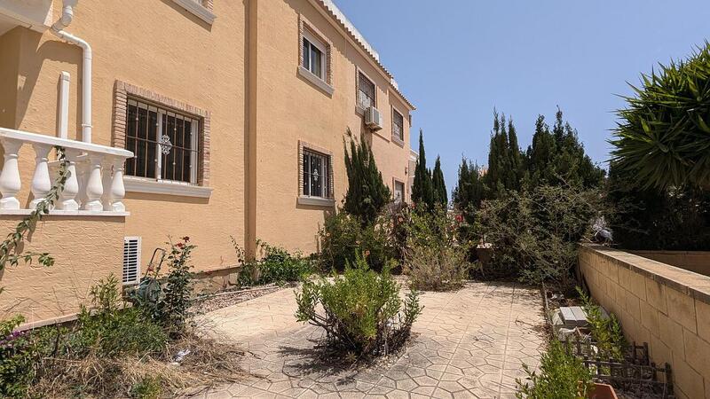 3 Cuarto Villa en venta