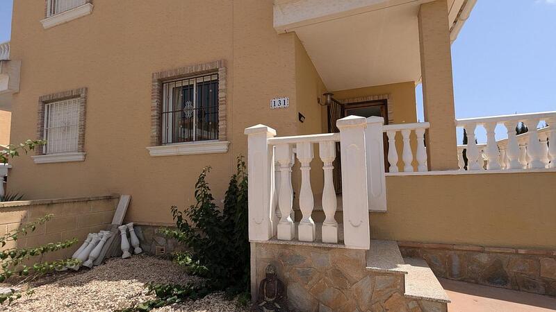 3 Cuarto Villa en venta