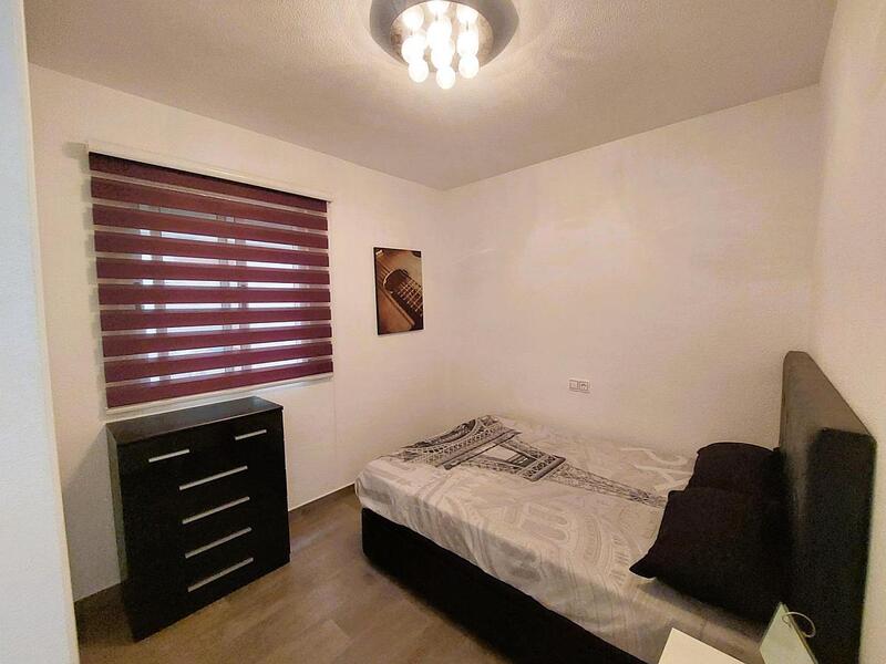 2 slaapkamer Appartement Te koop