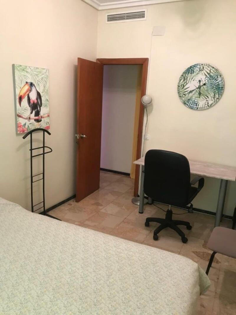 7 chambre Appartement à vendre