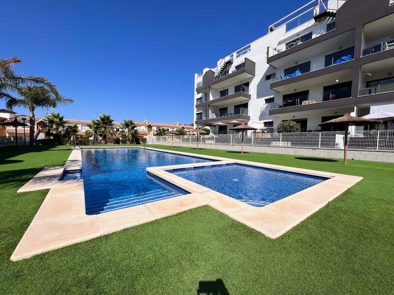 Apartamento en venta en Orihuela Costa, Alicante