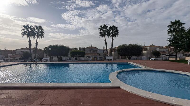 Townhouse for sale in Torrevieja, Alicante