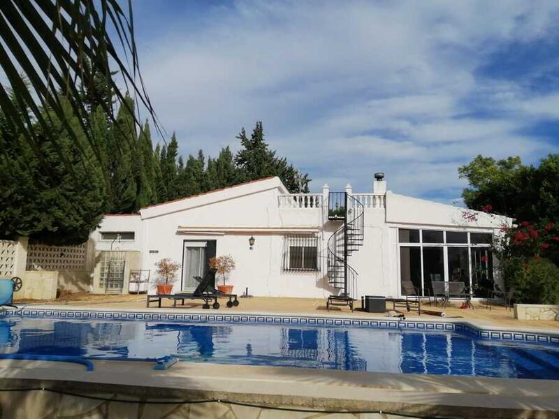 Country House for sale in Crevillente, Alicante