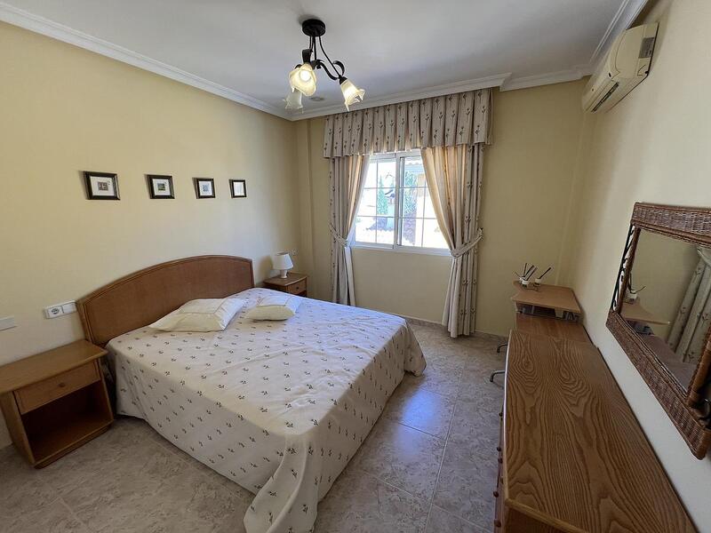 4 Schlafzimmer Villa zu verkaufen