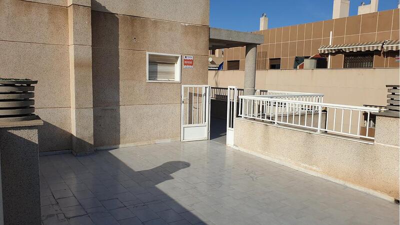 Apartamento en venta en Torrevieja, Alicante