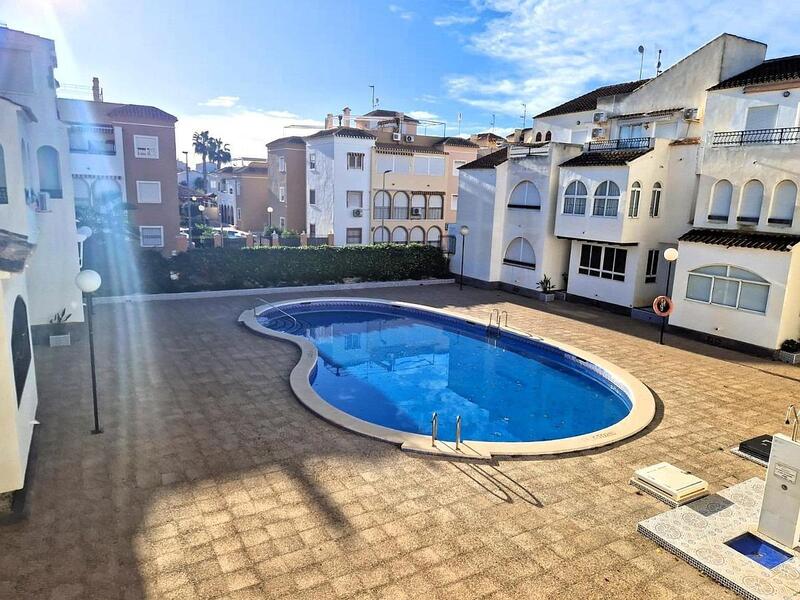 Apartment for sale in Torrevieja, Alicante