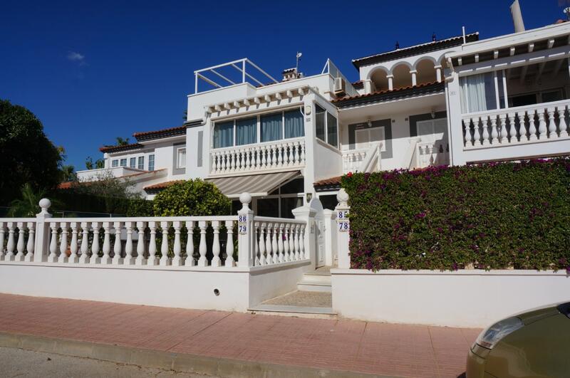 Stadthaus zu verkaufen in Orihuela, Alicante