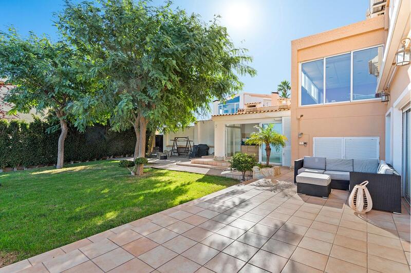 5 Cuarto Villa en venta