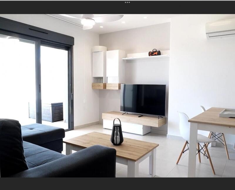 Apartamento en venta en El Raso, Alicante