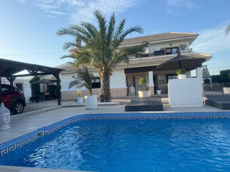 Villa for sale in Rafal, Alicante