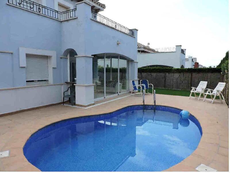 Villa en venta en Torre Pacheco, Murcia