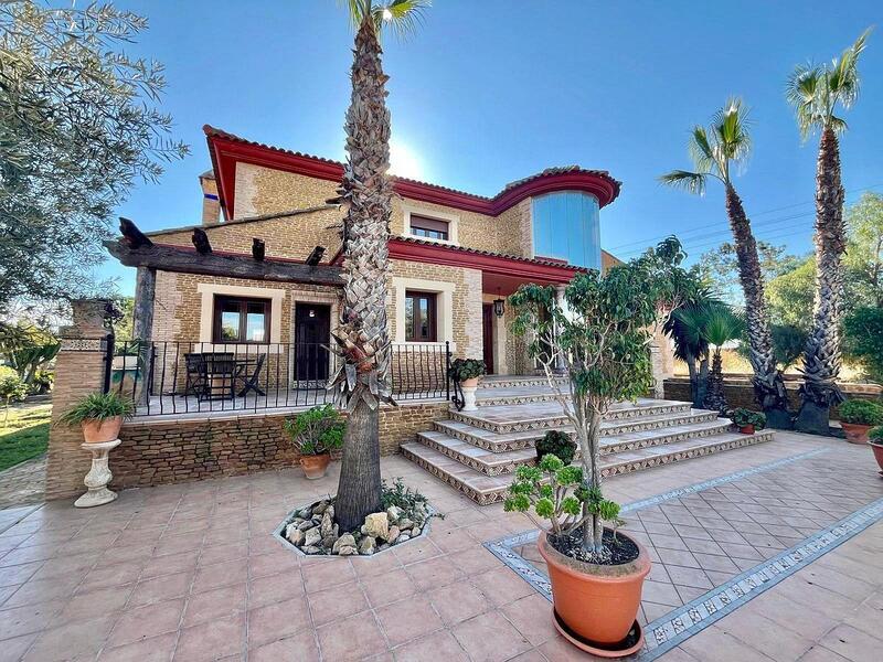 Villa for sale in Rojales, Alicante