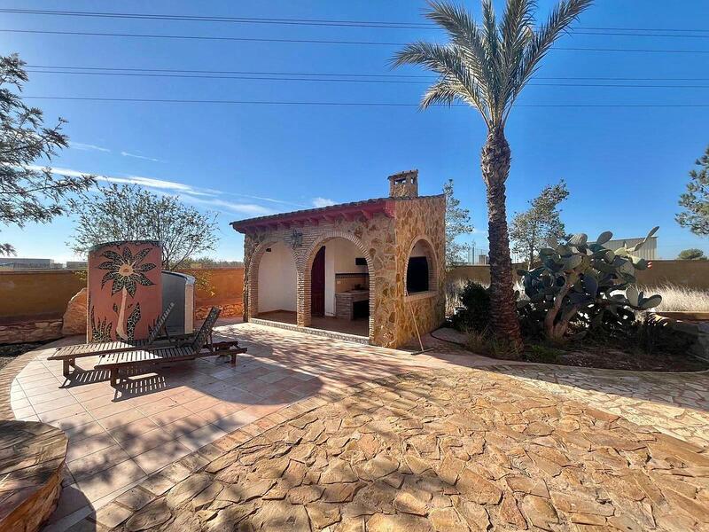 4 Cuarto Villa en venta