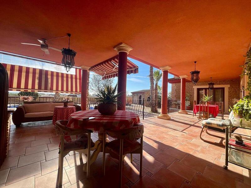 4 Cuarto Villa en venta