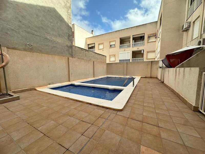 Appartement Te koop in Torrevieja, Alicante