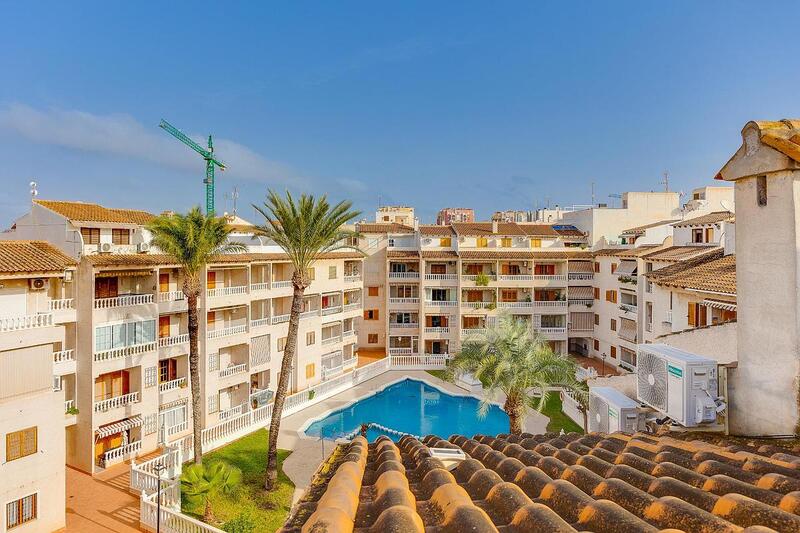 Apartamento en venta en Torrevieja, Alicante