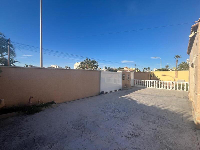 5 Cuarto Villa en venta