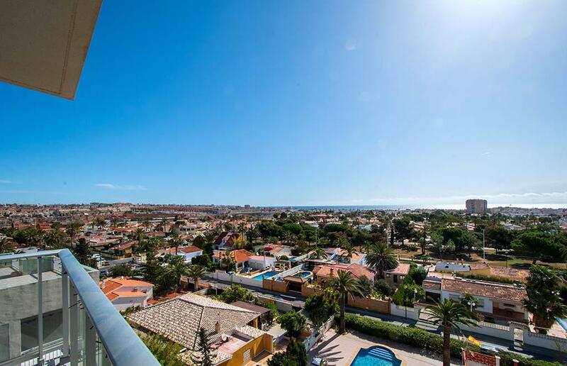 Apartamento en venta en Torrevieja, Alicante