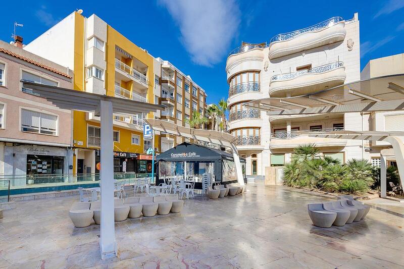 Apartamento en venta en Torrevieja, Alicante