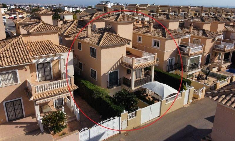 Villa à vendre dans Orihuela Costa, Alicante