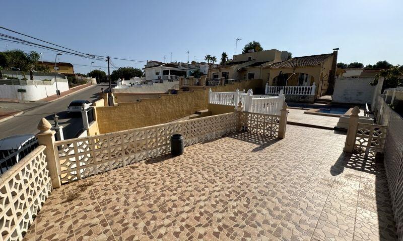 2 Cuarto Villa en venta