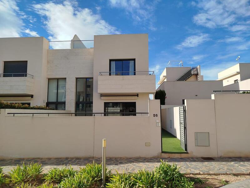 Villa till salu i Orihuela Costa, Alicante