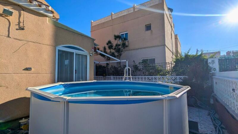 3 Cuarto Villa en venta