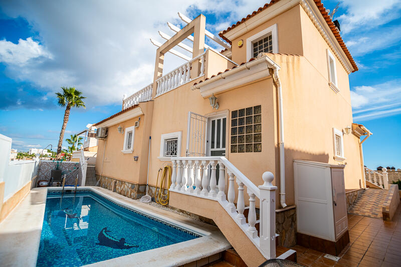 3 bedroom Villa for sale