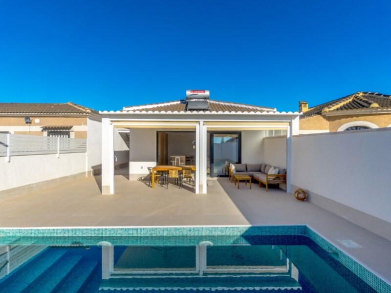 Villa à vendre dans Torrevieja, Alicante