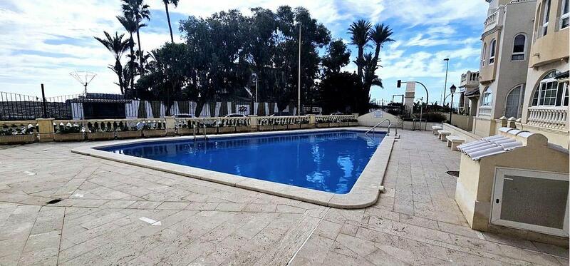 Appartement zu verkaufen in Torrevieja, Alicante