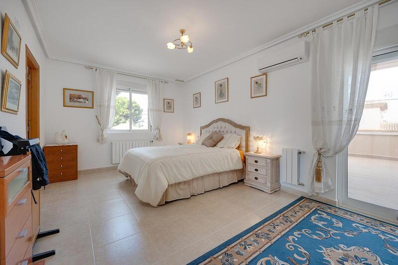 5 chambre Villa à vendre