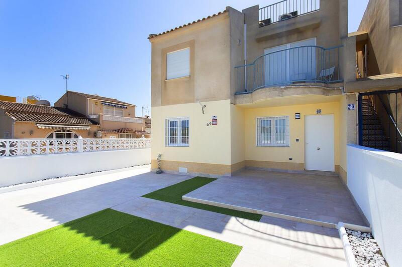 Maison de Ville à vendre dans Torrevieja, Alicante