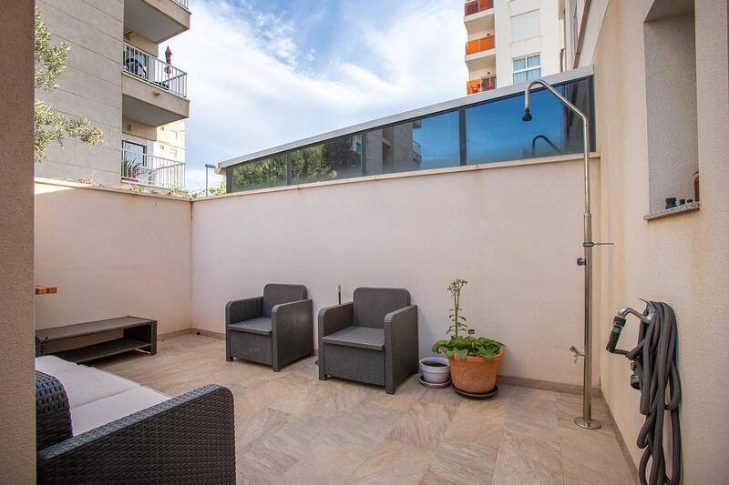 1 bedroom Apartment for sale