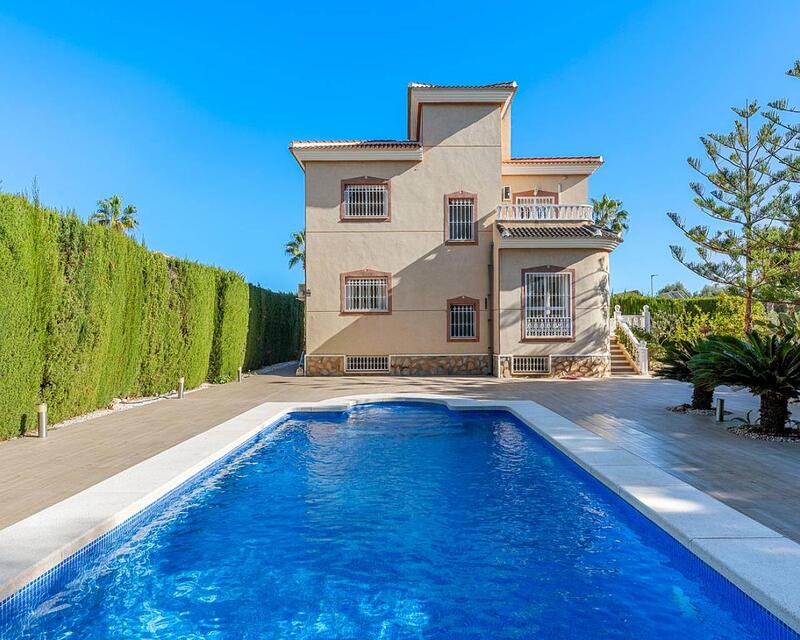 Villa till salu i Ciudad Quesada, Alicante