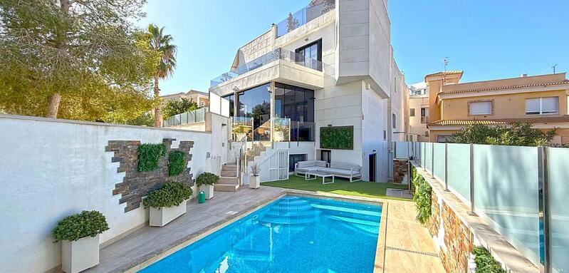 Villa à vendre dans Orihuela Costa, Alicante