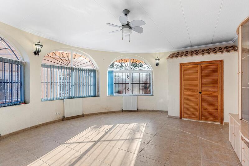 3 Cuarto Villa en venta